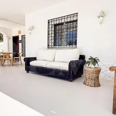 House With Pool And Rooftop Terrace Rems ヴィラ