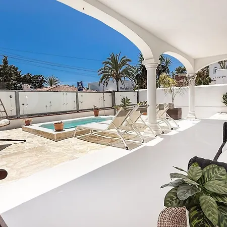 ヴィラ House With Pool And Rooftop Terrace Rems *